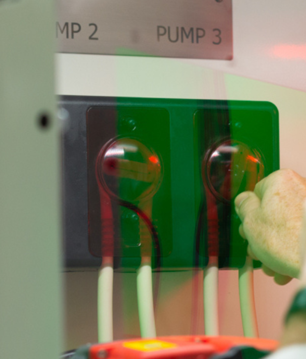 Pump System Lab Peristaltic Pump Lab Testing | Tygon® Tubing | Saint-Gobain