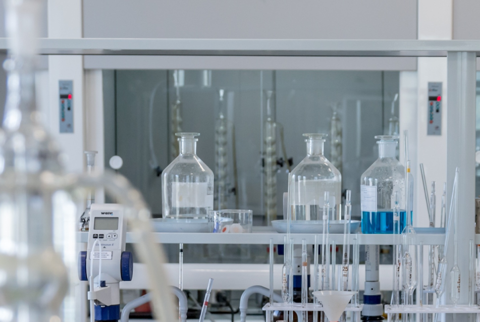 Lab & Environmental Testing | Markets | Saint-Gobain ICS